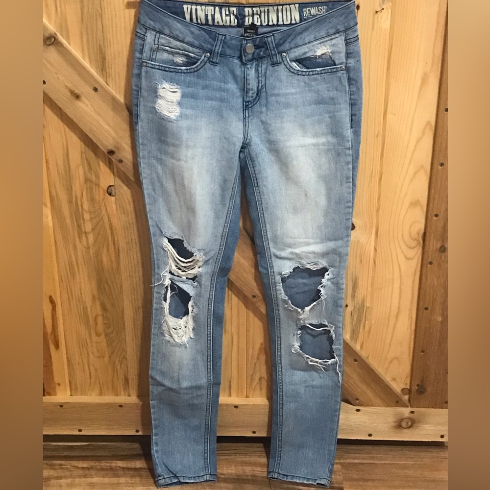 Size 3/26 Waist Vintage Reunion Rewash Distressed Jeans